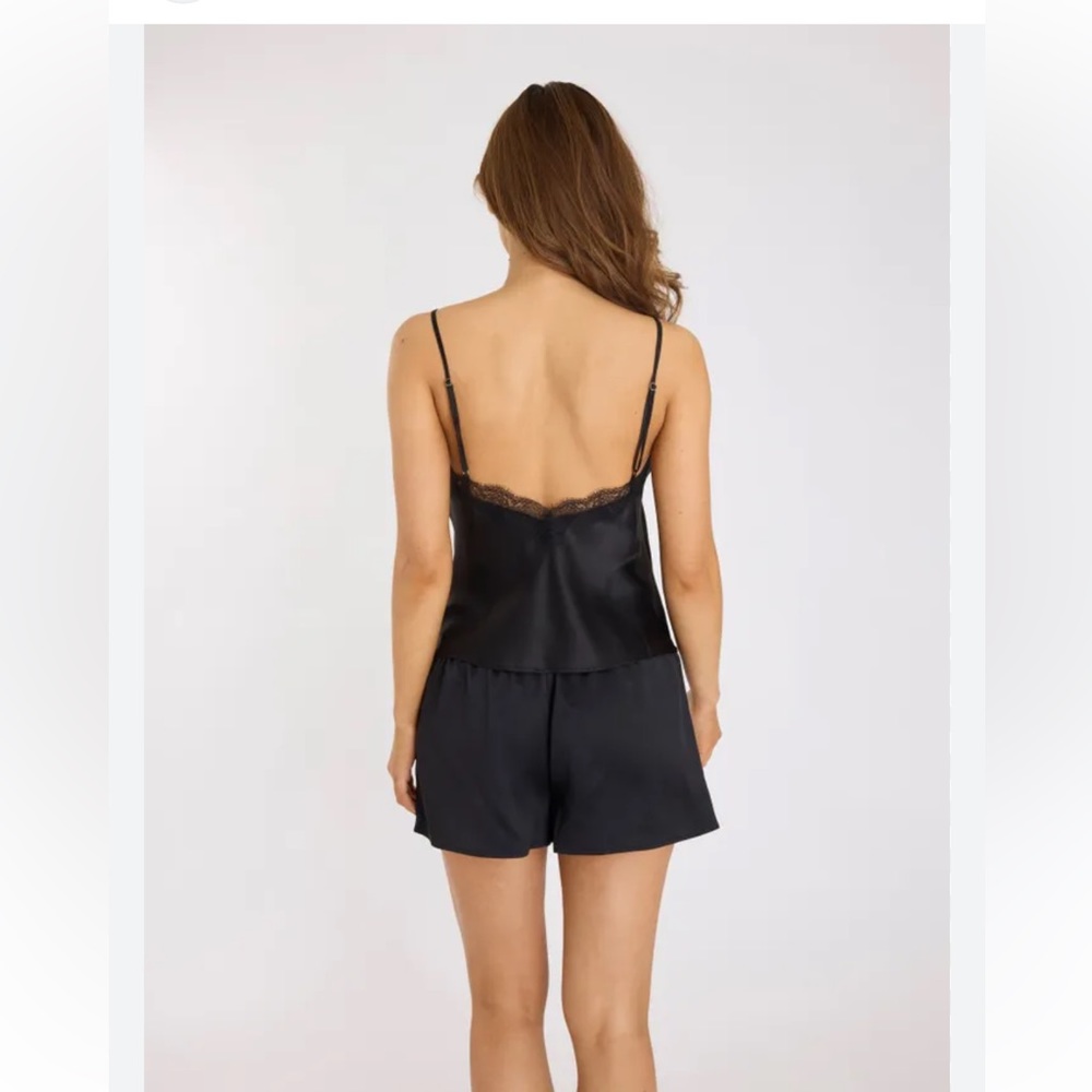 NWT INC intimates top and shorts Size L